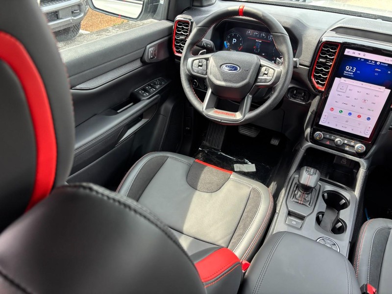 Ford Ranger Vehicle Full-screen Gallery Image 14