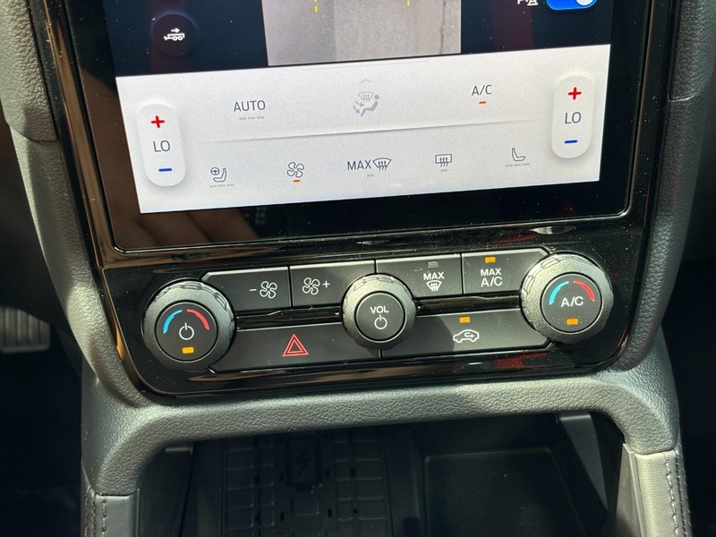 Ford Ranger Vehicle Full-screen Gallery Image 25