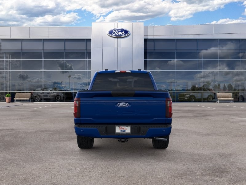Ford F-150 Vehicle Full-screen Gallery Image 07