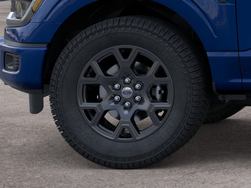 Ford F-150 Vehicle Full-screen Gallery Image 21