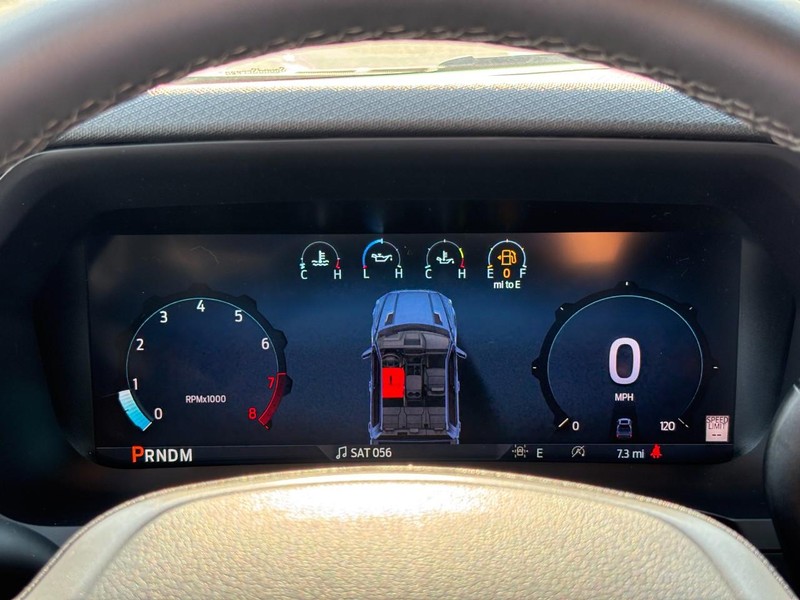 Ford F-150 Vehicle Full-screen Gallery Image 21