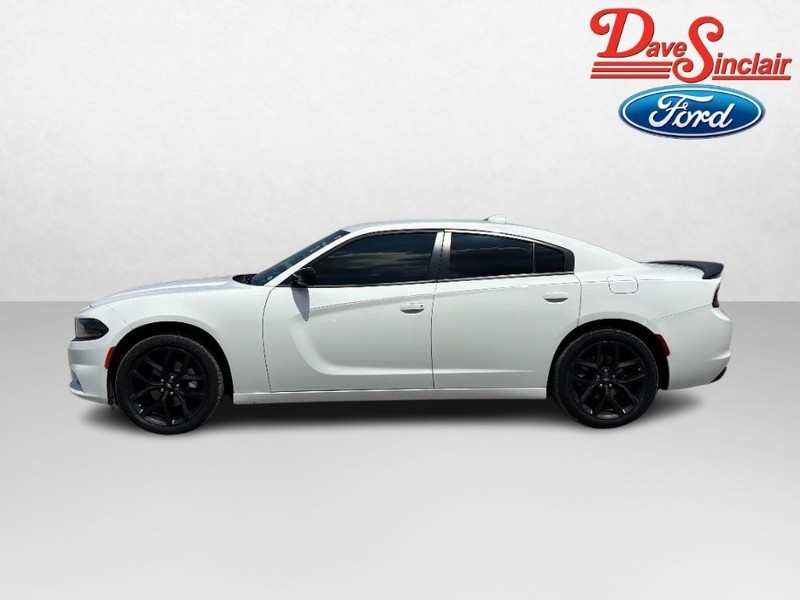 Dodge Charger Vehicle Full-screen Gallery Image 08