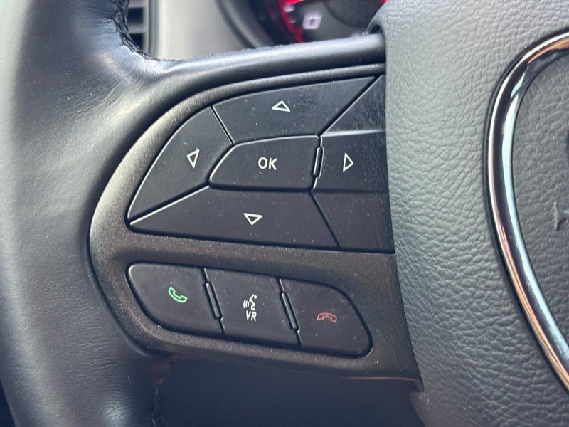 Dodge Charger Vehicle Full-screen Gallery Image 17