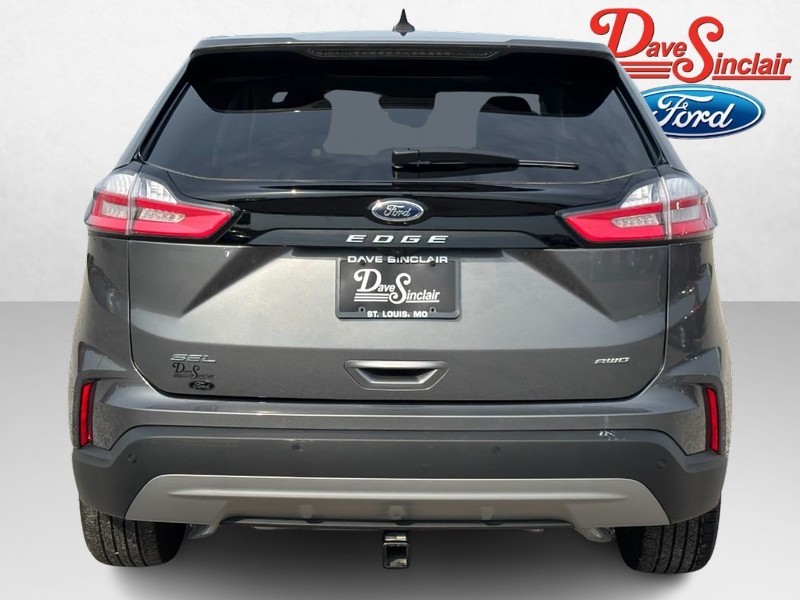 Ford Edge Vehicle Full-screen Gallery Image 08