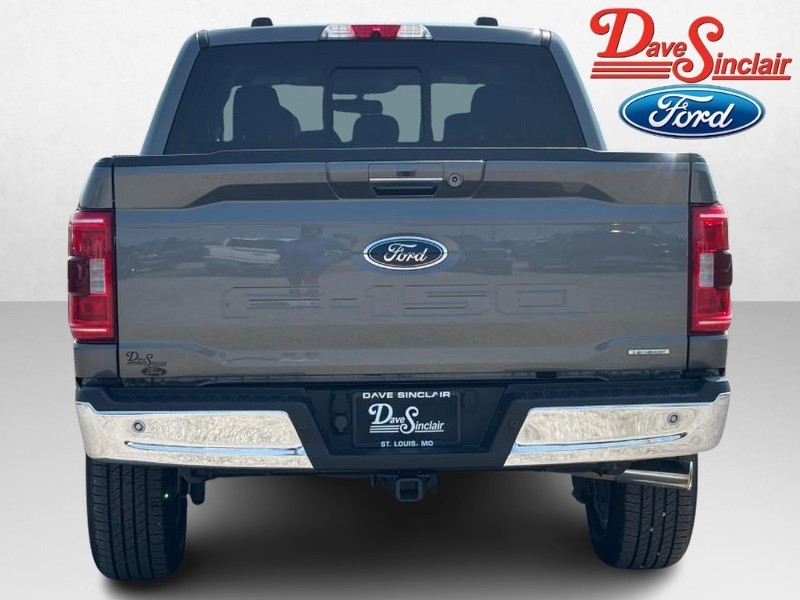 Ford F-150 Vehicle Full-screen Gallery Image 08