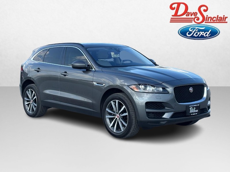 Jaguar F-Pace Vehicle Full-screen Gallery Image 04