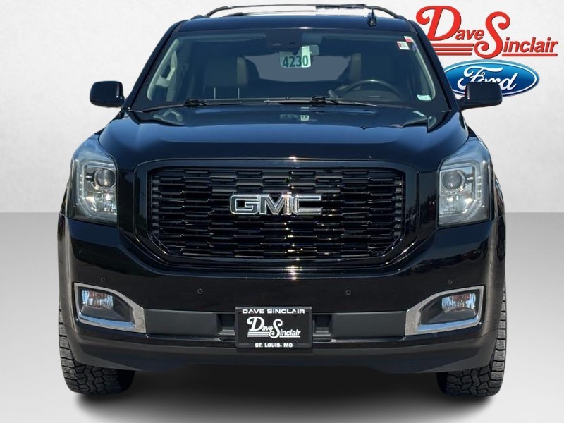 GMC Yukon Vehicle Image 02