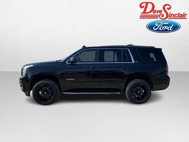 GMC Yukon Vehicle Image 10