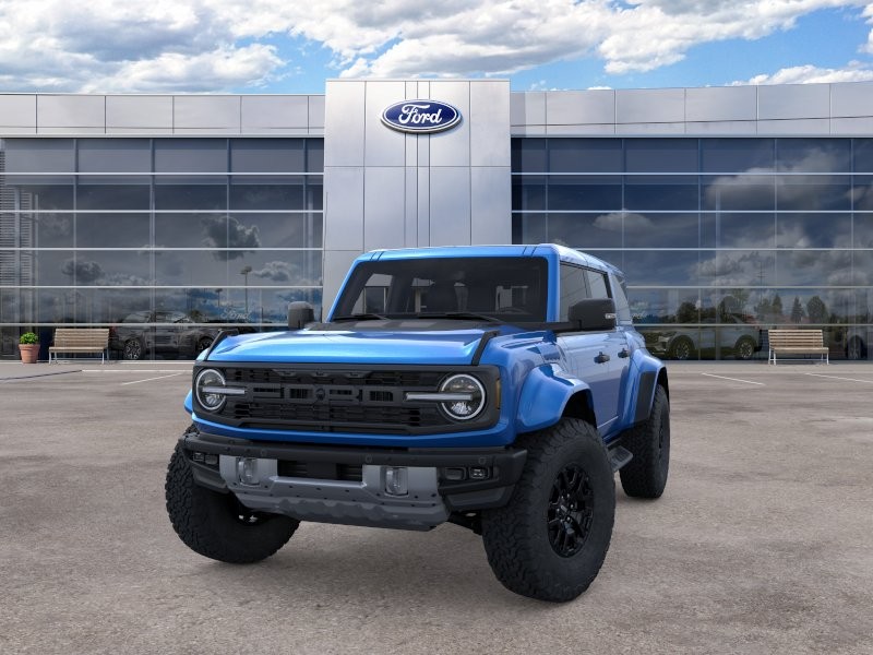 Ford Bronco Vehicle Full-screen Gallery Image 02