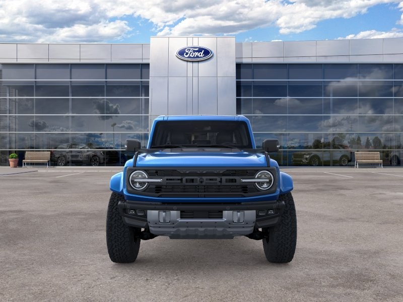 Ford Bronco Vehicle Full-screen Gallery Image 08