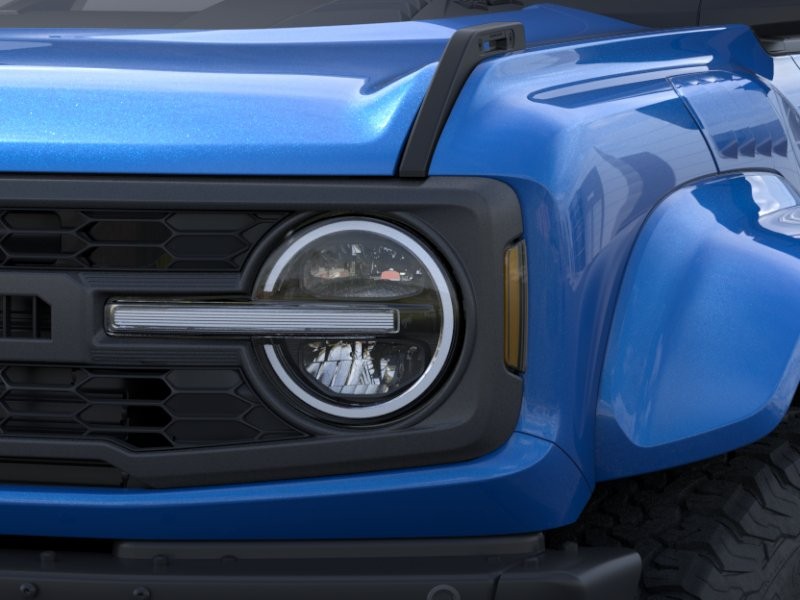 Ford Bronco Vehicle Full-screen Gallery Image 22