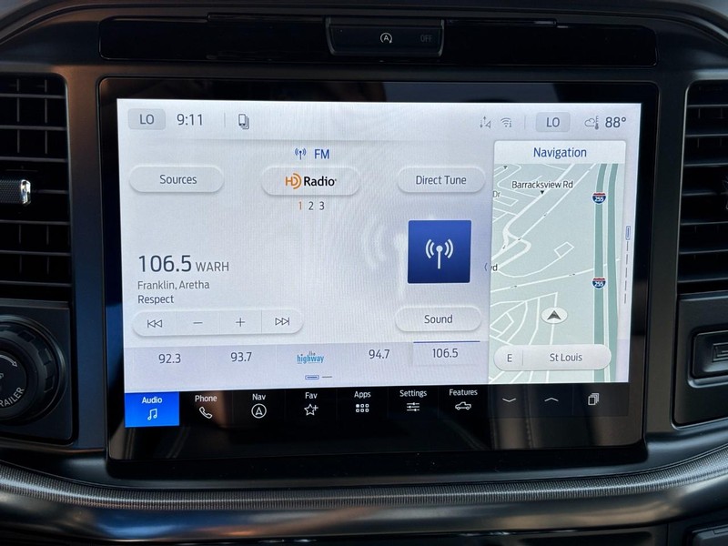 Ford F-150 Vehicle Full-screen Gallery Image 22