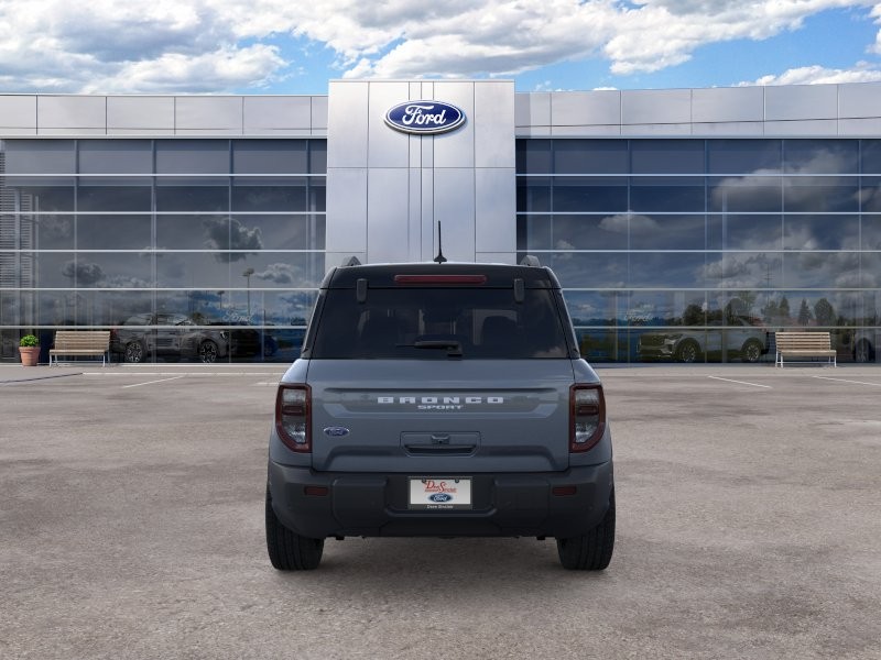 Ford Bronco Sport Vehicle Full-screen Gallery Image 07