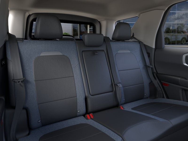 Ford Bronco Sport Vehicle Full-screen Gallery Image 13