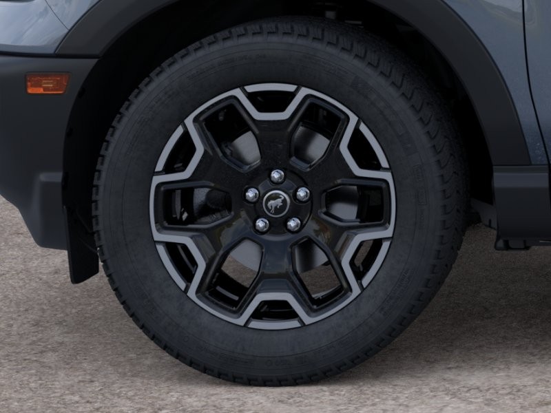 Ford Bronco Sport Vehicle Full-screen Gallery Image 21