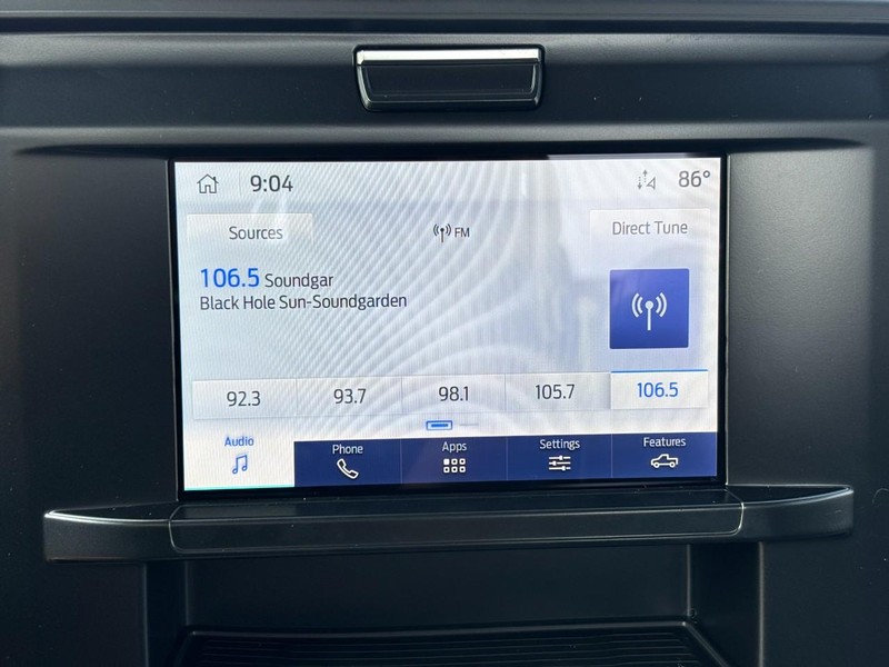 Ford Super Duty F-250 SRW Vehicle Full-screen Gallery Image 19