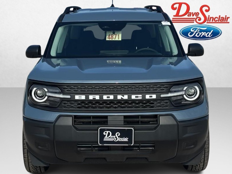 Ford Bronco Sport Vehicle Full-screen Gallery Image 02