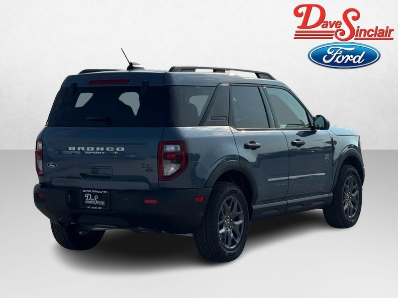 Ford Bronco Sport Vehicle Full-screen Gallery Image 07