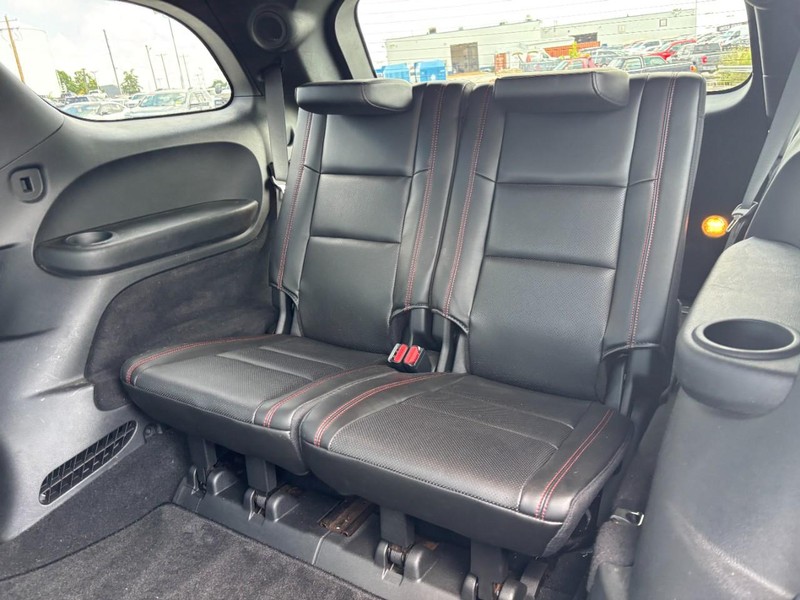 Dodge Durango Vehicle Full-screen Gallery Image 11