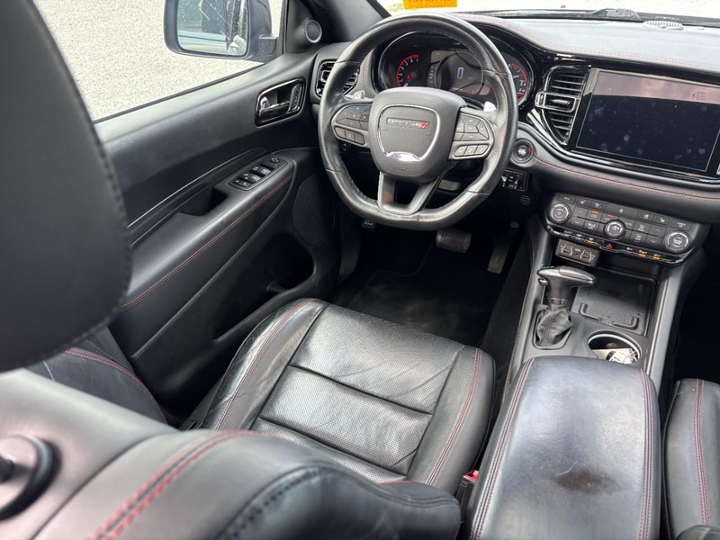 Dodge Durango Vehicle Full-screen Gallery Image 13
