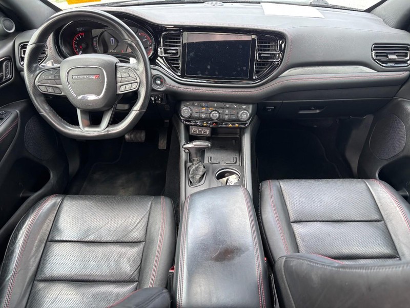 Dodge Durango Vehicle Full-screen Gallery Image 14