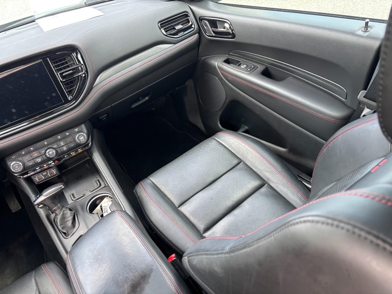 Dodge Durango Vehicle Full-screen Gallery Image 15