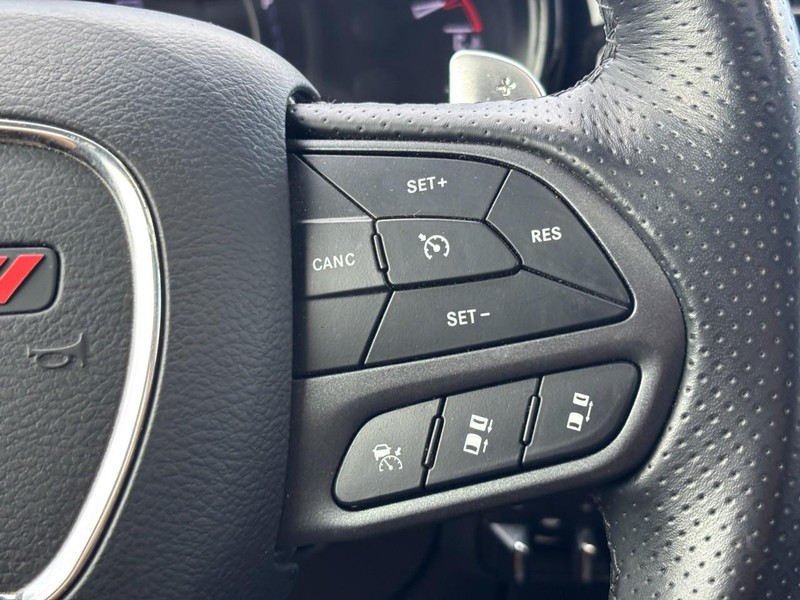 Dodge Durango Vehicle Full-screen Gallery Image 19