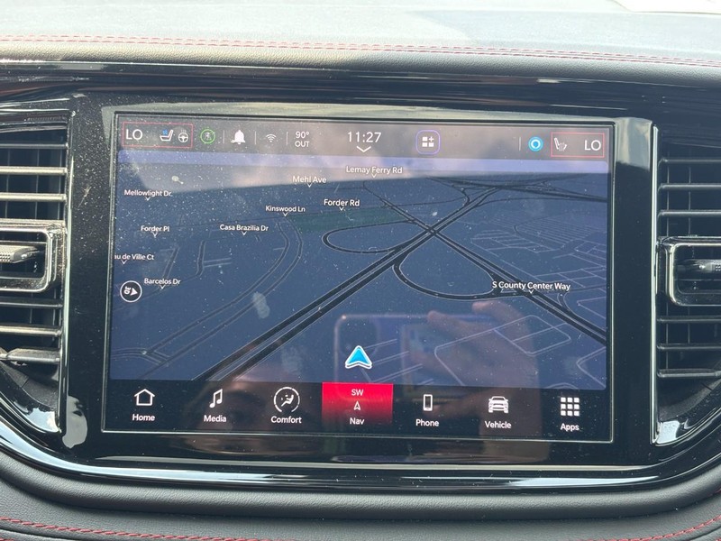 Dodge Durango Vehicle Full-screen Gallery Image 22