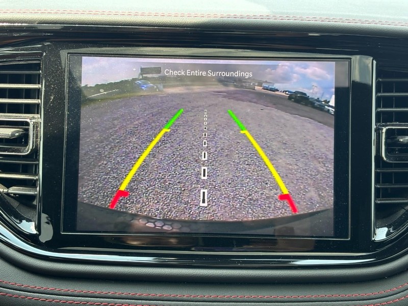 Dodge Durango Vehicle Full-screen Gallery Image 23
