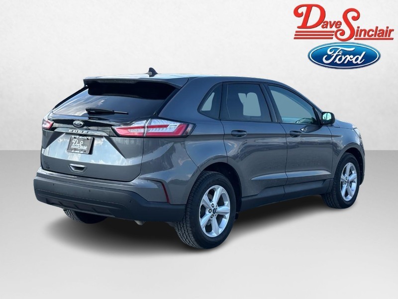 Ford Edge Vehicle Full-screen Gallery Image 07