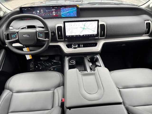 2027 Ford Expedition Active thumbnail image 14