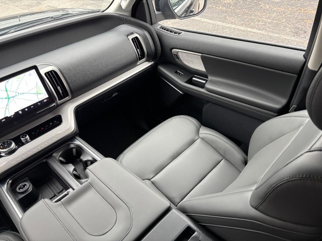 2027 Ford Expedition Active thumbnail image 15