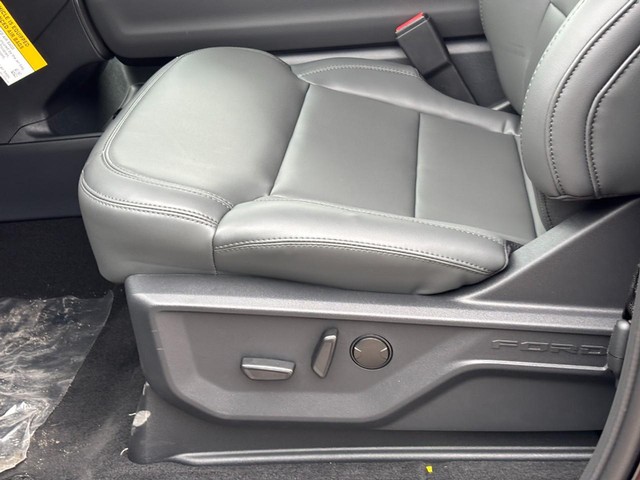 2027 Ford Expedition Active thumbnail image 16