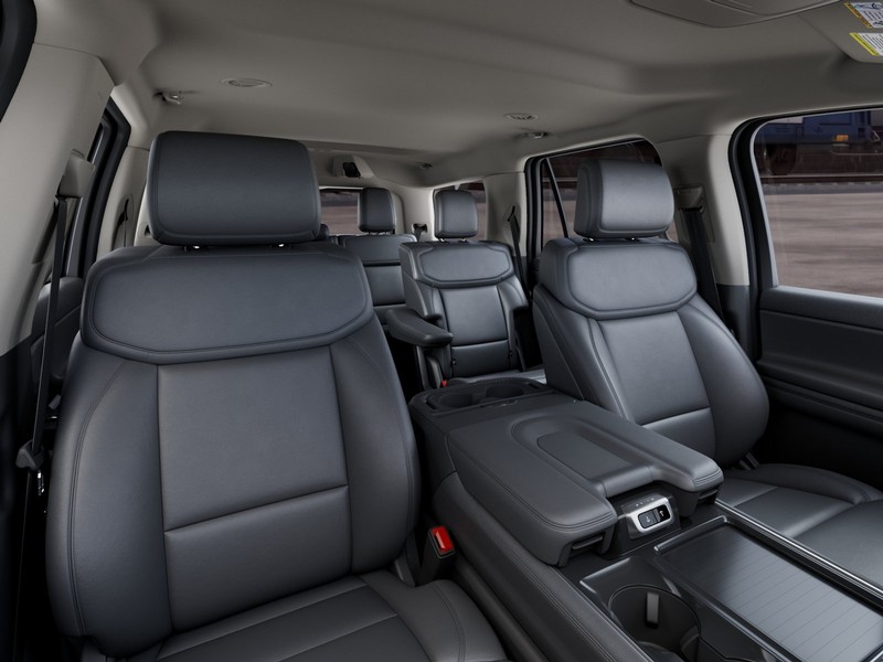 Ford Expedition Vehicle Image 12
