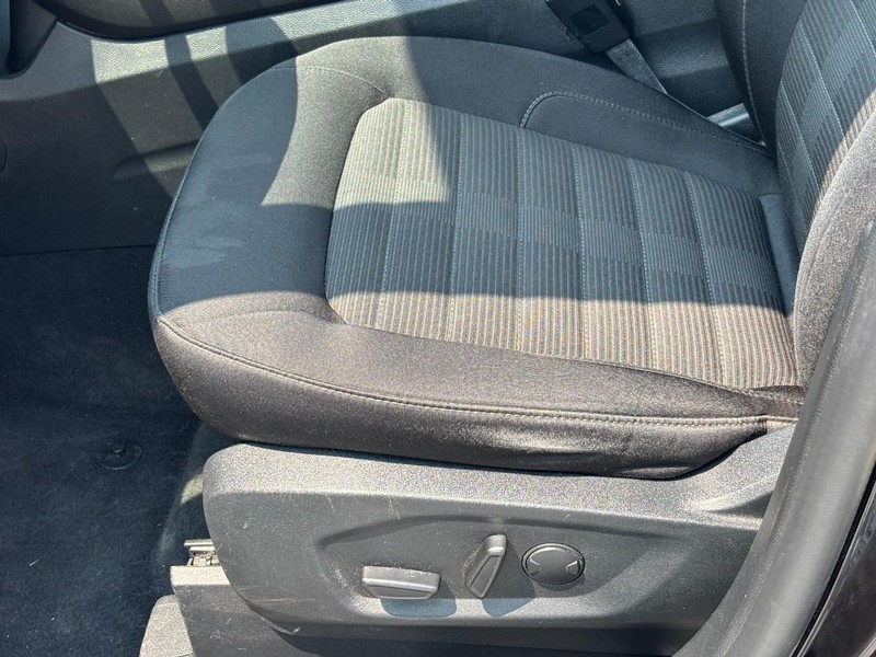 Ford Edge Vehicle Image 17
