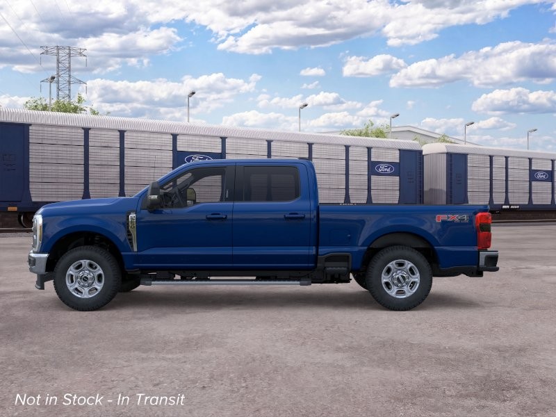 Ford Super Duty F-250 SRW Vehicle Image 04