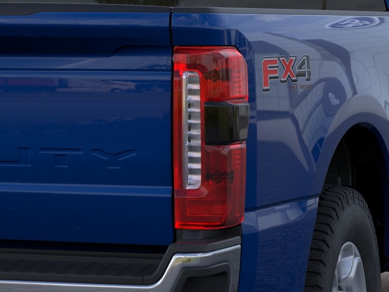 Ford Super Duty F-250 SRW Vehicle Image 23