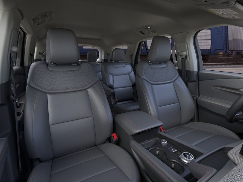 Ford Explorer Vehicle Image 12