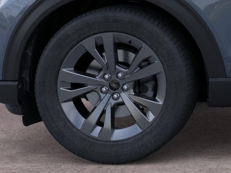 Ford Explorer Vehicle Image 21