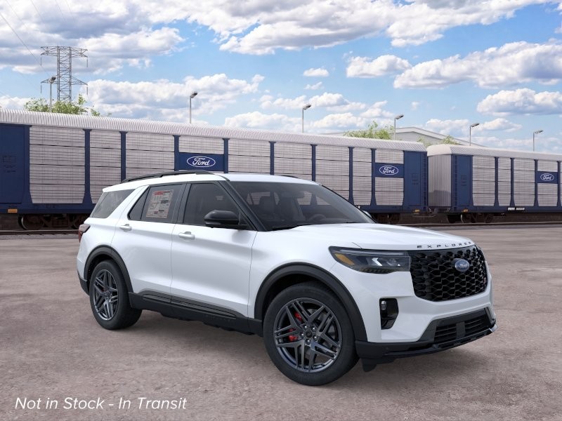 Ford Explorer Vehicle Image 09