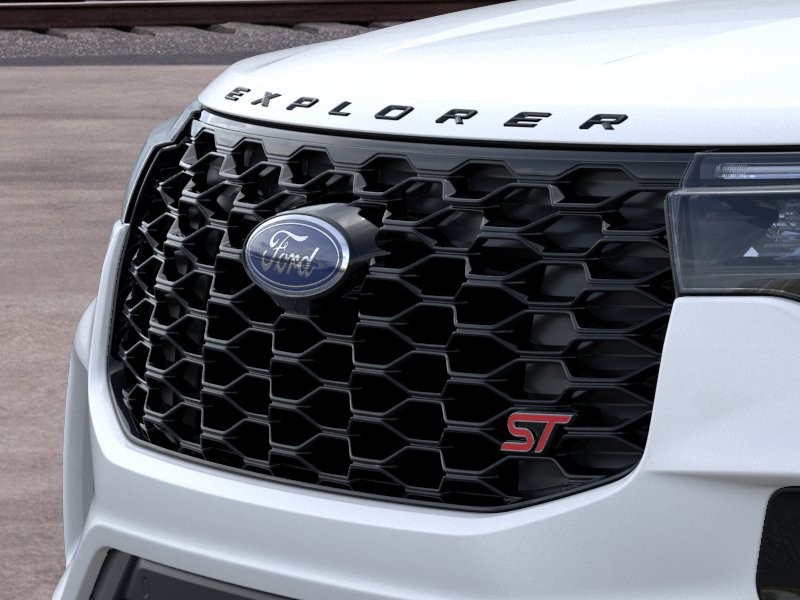 Ford Explorer Vehicle Image 19
