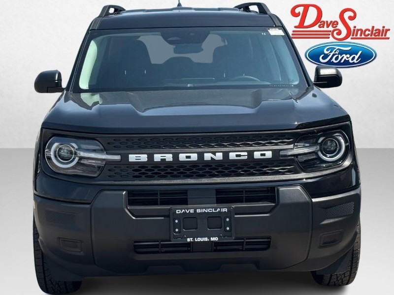 Ford Bronco Sport Vehicle Full-screen Gallery Image 02