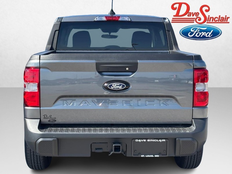 Ford Maverick Vehicle Full-screen Gallery Image 08