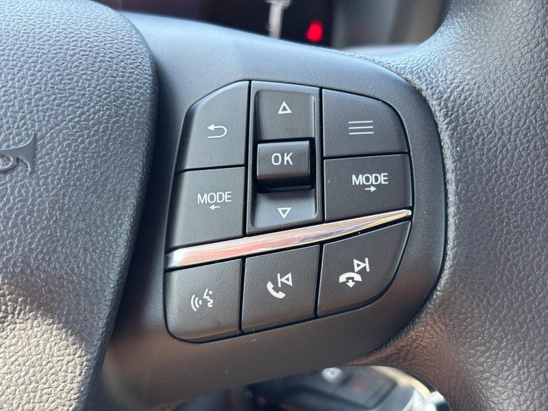 Ford Maverick Vehicle Full-screen Gallery Image 20
