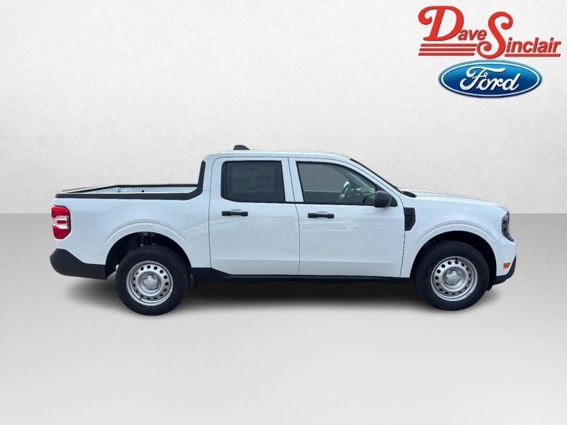 Ford Maverick Vehicle Full-screen Gallery Image 05