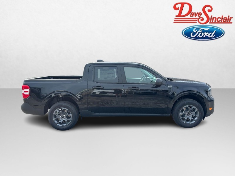 Ford Maverick Vehicle Full-screen Gallery Image 05