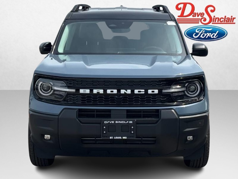 Ford Bronco Sport Vehicle Full-screen Gallery Image 02
