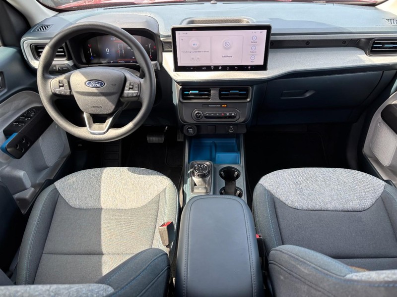 Ford Maverick Vehicle Full-screen Gallery Image 15