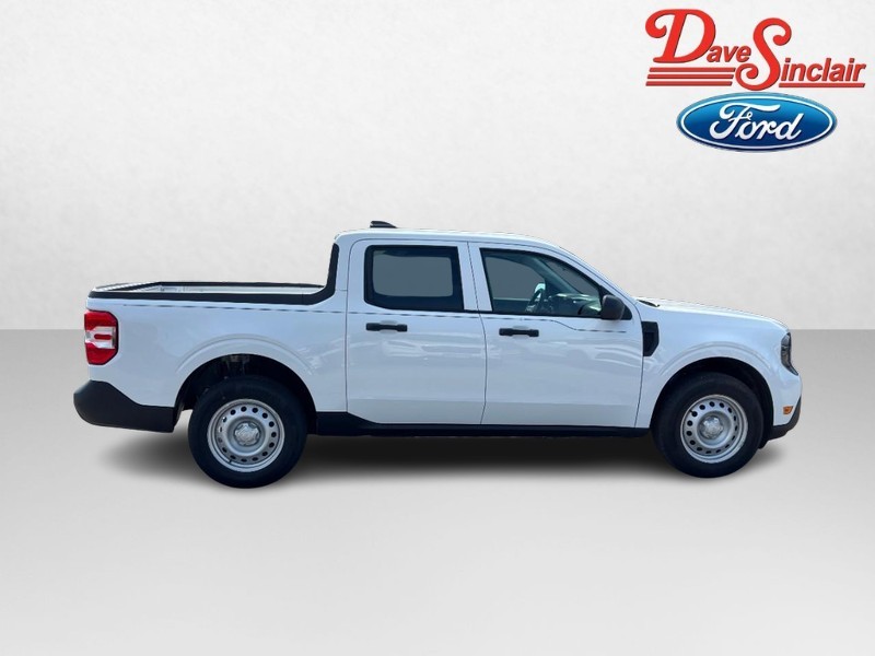 Ford Maverick Vehicle Full-screen Gallery Image 05