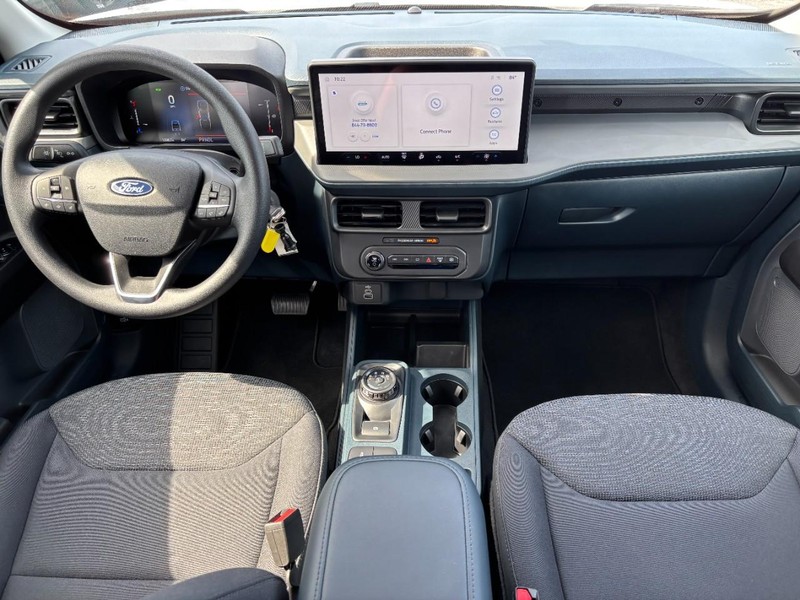 Ford Maverick Vehicle Full-screen Gallery Image 15